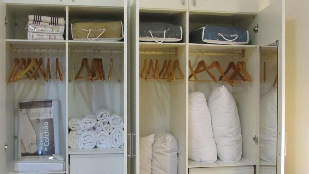 Lindo Apto No Barrabela, Todo Equipado, Com Arcondicionados Split Novos No Quarto E Na Sala, Limpissimo, Cheiroso, Novinho, Condominio Em Frente A Praia, Com Piscina Aquecida, Sauna, Quadra, Academia, Lavanderia, Salao De Beleza, Restaurantes, Mercad Rio de Janeiro Room photo